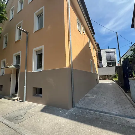 90qm 4-zimmer-wohnung - Friedrichstraße Apartment *