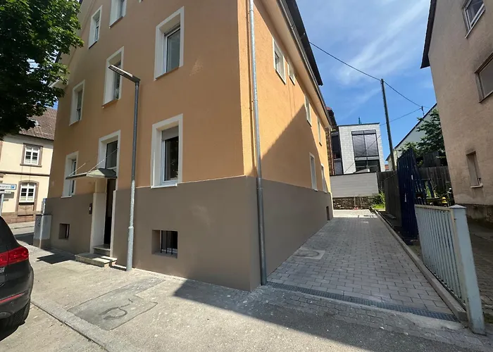 90qm 4-zimmer-wohnung - Friedrichstrasse شقة *